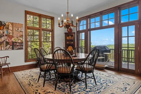 193 W View Way Highlands NC 28741