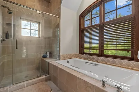 193 W View Way Highlands NC 28741