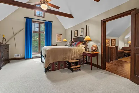 193 W View Way Highlands NC 28741