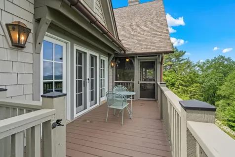 193 W View Way Highlands NC 28741