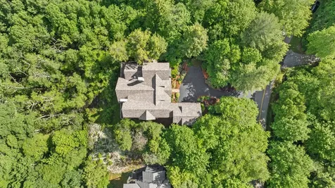 193 W View Way Highlands NC 28741