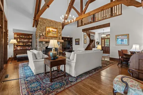 193 W View Way Highlands NC 28741