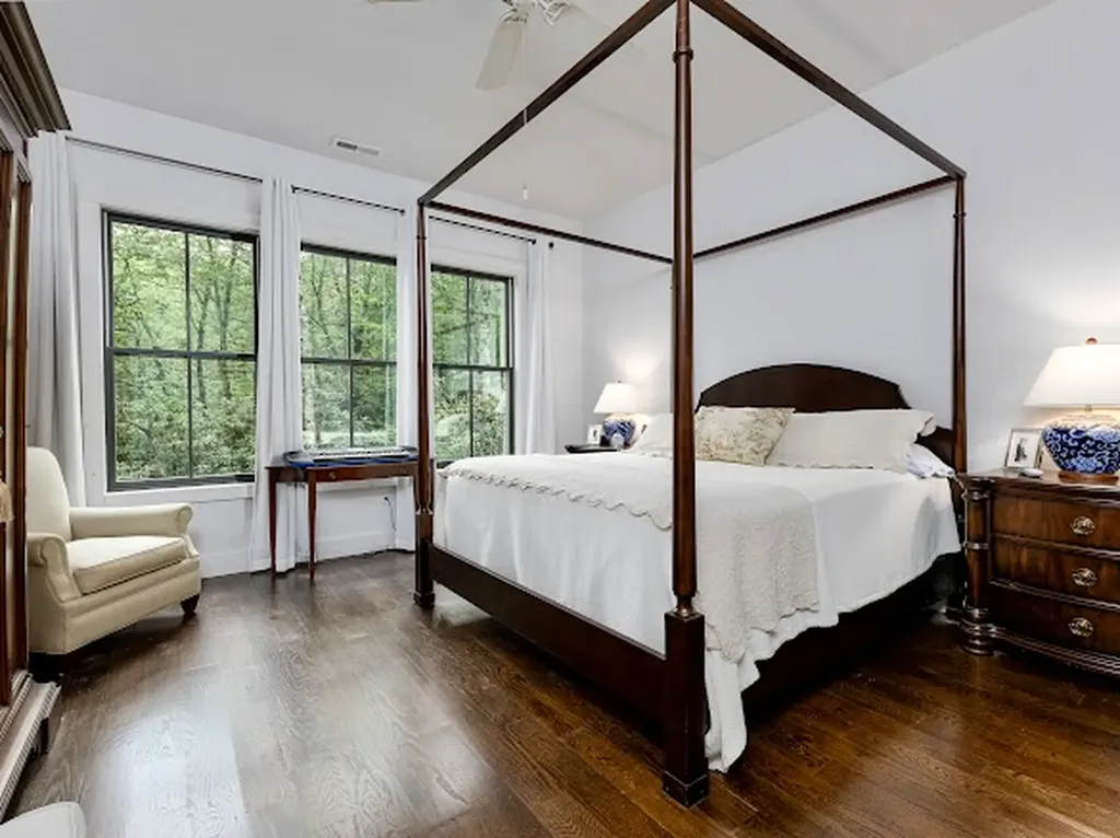 11 Feldspar Lane Sapphire NC 28774