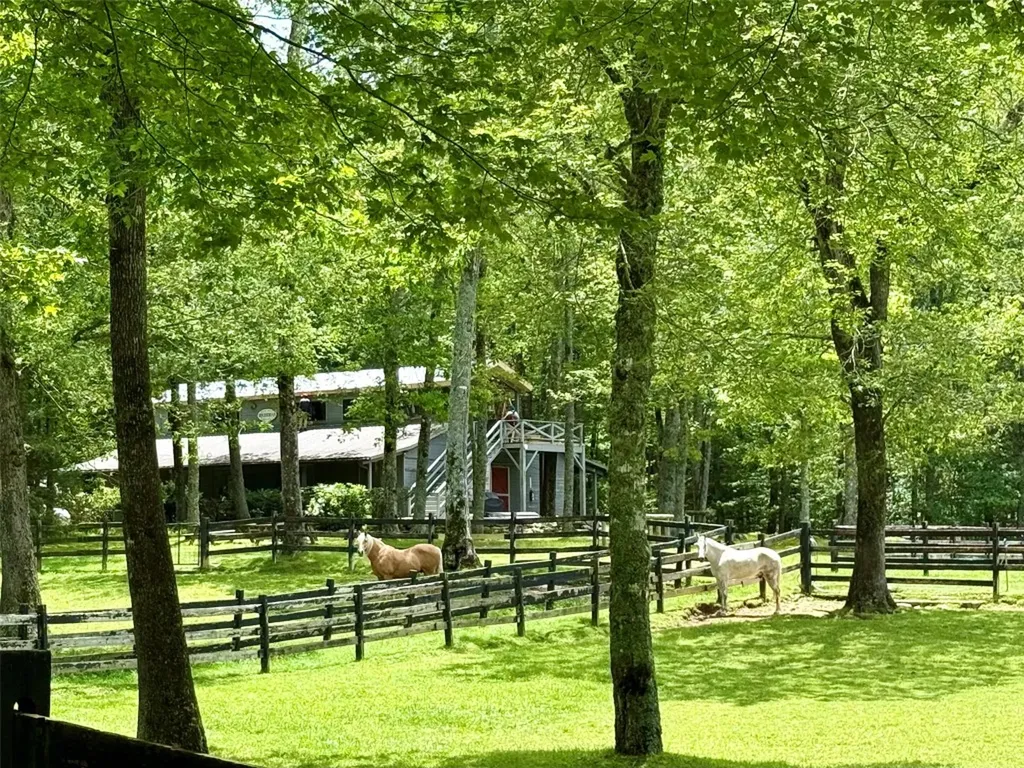 11 Feldspar Lane Sapphire NC 28774