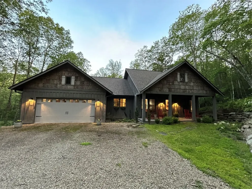 11 Feldspar Lane Sapphire NC 28774