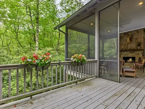 11 Feldspar Lane Sapphire NC 28774
