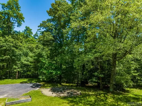 2266 S 4th Street Highlands NC 28741