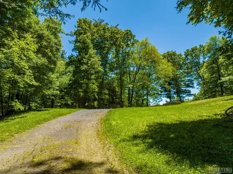 2266 S 4th Street Highlands NC 28741