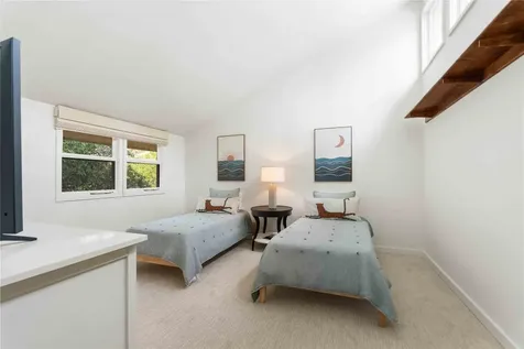 38 Lonely Mountain Drive Sapphire NC 28774
