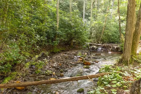 524 White Rock Road Cullowhee NC 28723