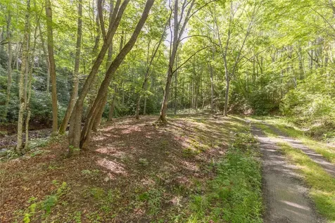 524 White Rock Road Cullowhee NC 28723