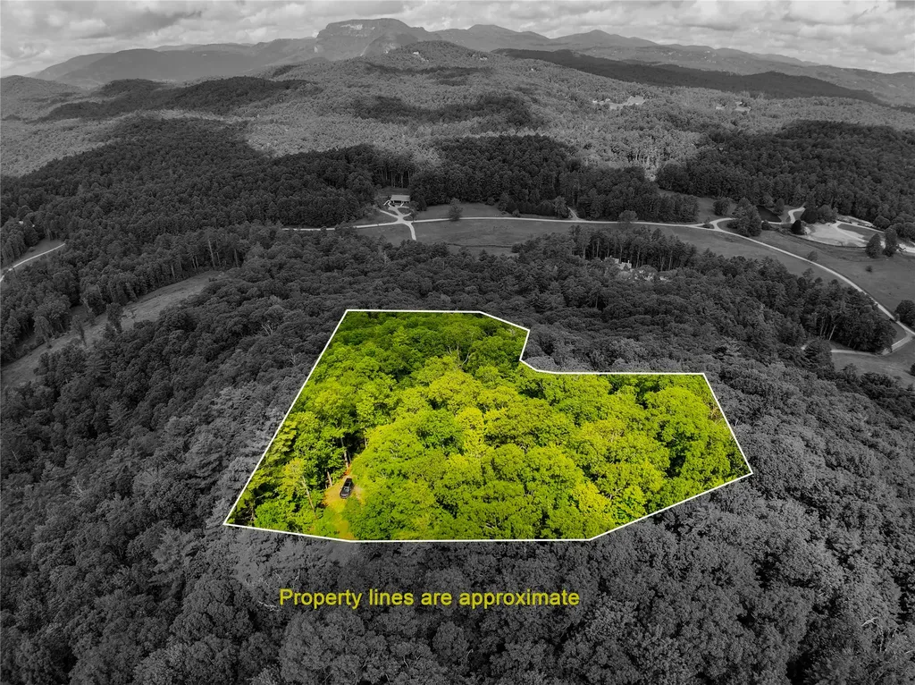 ME-1 Triple Farm Road Cashiers NC 28717