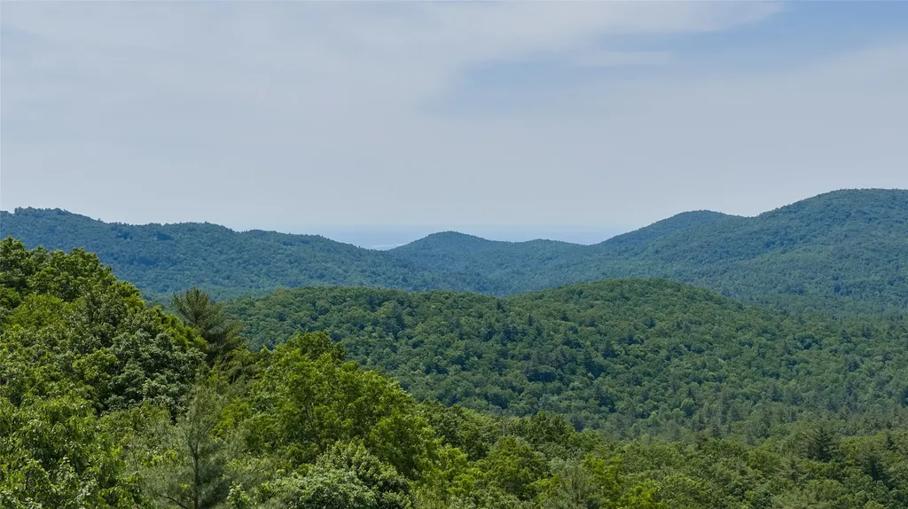 ME-1 Triple Farm Road Cashiers NC 28717