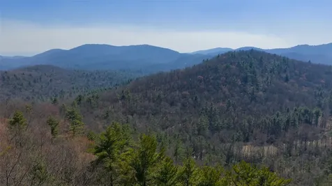 ME-1 Triple Farm Road Cashiers NC 28717