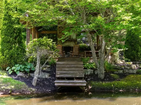 31 Bold Creek Trail Glenville NC 28736