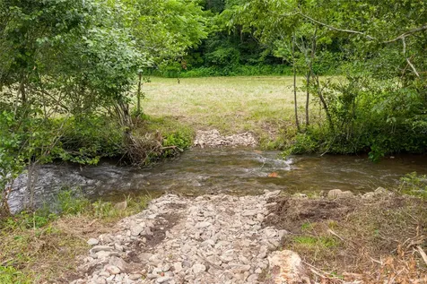 1152 Moses Creek Road Cullowhee NC 28723