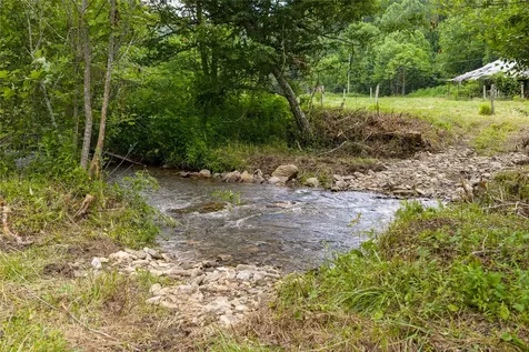 1152 Moses Creek Road Cullowhee NC 28723