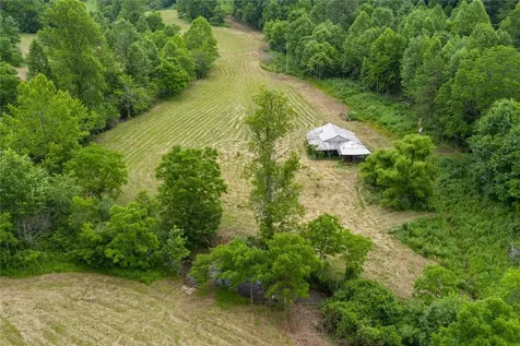 1152 Moses Creek Road Cullowhee NC 28723