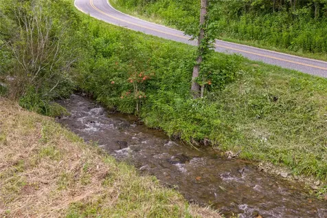 1152 Moses Creek Road Cullowhee NC 28723