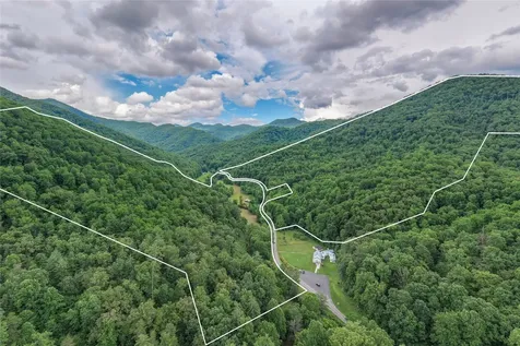 1152 Moses Creek Road Cullowhee NC 28723