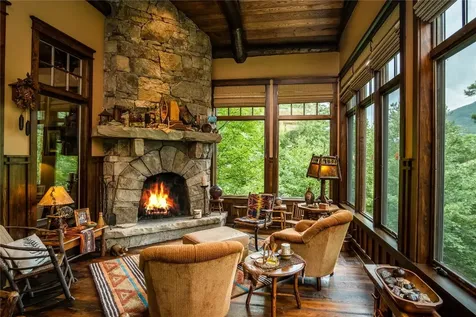 1090 Zeb Alley Road Cashiers NC 28717