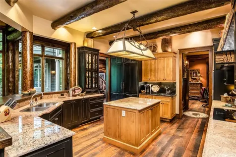 1090 Zeb Alley Road Cashiers NC 28717