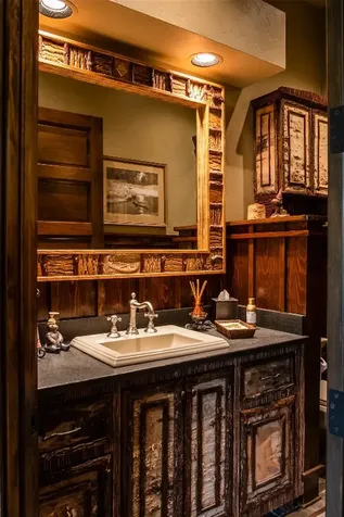 1090 Zeb Alley Road Cashiers NC 28717