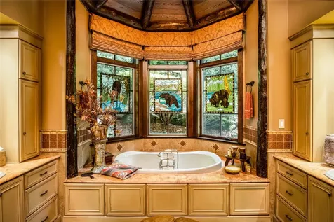 1090 Zeb Alley Road Cashiers NC 28717