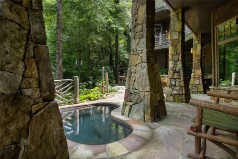 1090 Zeb Alley Road Cashiers NC 28717