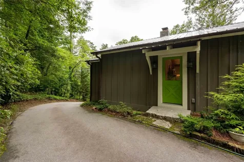 71 Bustle Lane Cashiers NC 28717