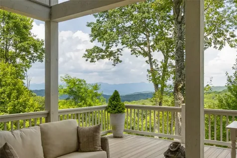 185 Glenridge Road Glenville NC 28736