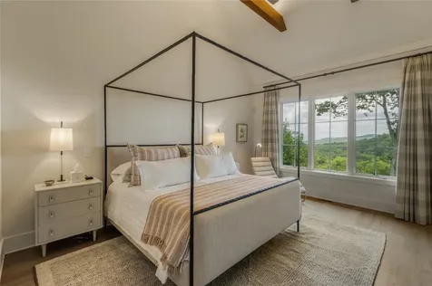 185 Glenridge Road Glenville NC 28736