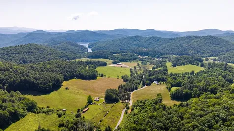 560 Salt Rock Road Cullowhee NC 28723