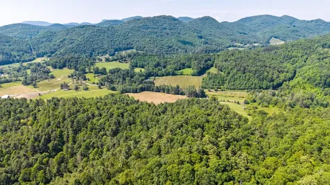 560 Salt Rock Road Cullowhee NC 28723