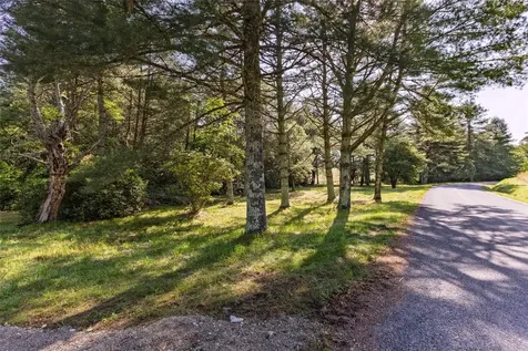 560 Salt Rock Road Cullowhee NC 28723