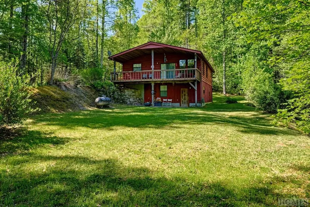 75 Gunpoint Road Cullowhee NC 28723