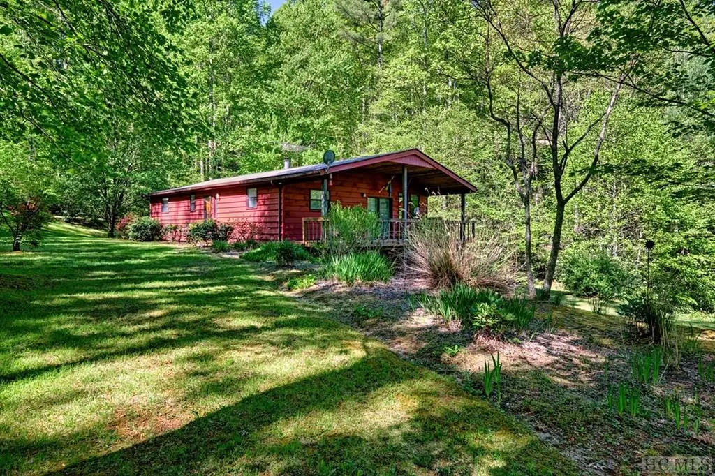 75 Gunpoint Road Cullowhee NC 28723