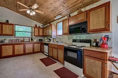 75 Gunpoint Road Cullowhee NC 28723