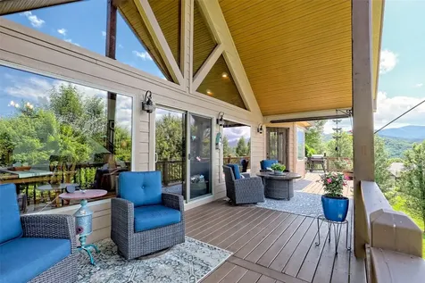 300 Deer Ridge Road Franklin NC 28734