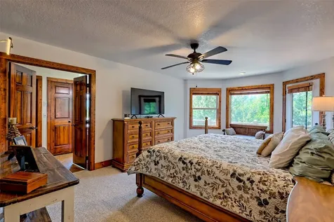 300 Deer Ridge Road Franklin NC 28734