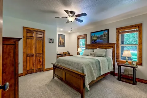 300 Deer Ridge Road Franklin NC 28734