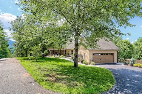 300 Deer Ridge Road Franklin NC 28734