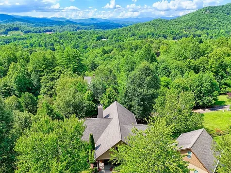 300 Deer Ridge Road Franklin NC 28734