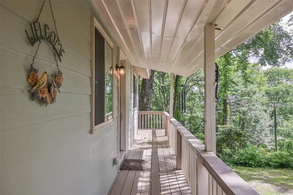 56 Faraway Drive Cullowhee NC 28723