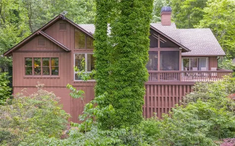 112 Cottage Drive Sapphire NC 28774