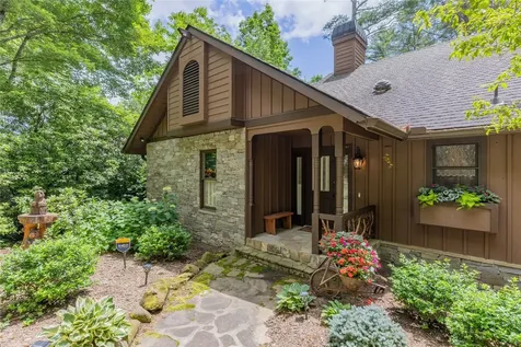 112 Cottage Drive Sapphire NC 28774