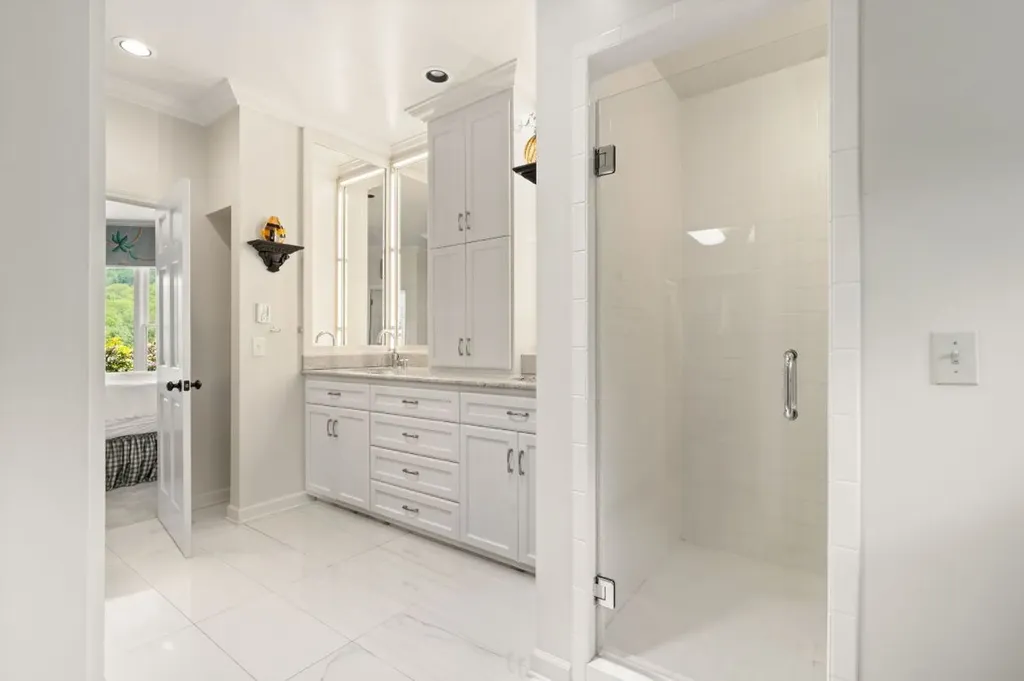 592 Whiteside Mountain Road Highlands NC 28741