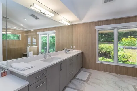 54 Deer Run Highlands NC 28741