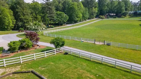 54 Deer Run Highlands NC 28741