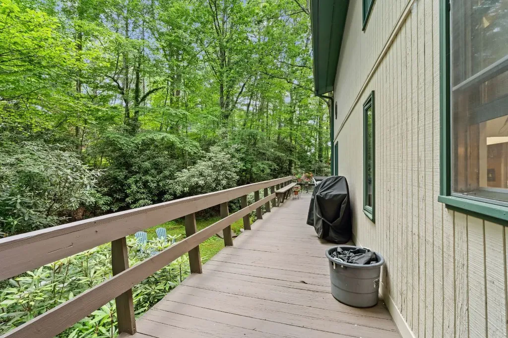 145 Mount Lori Drive Highlands NC 28741